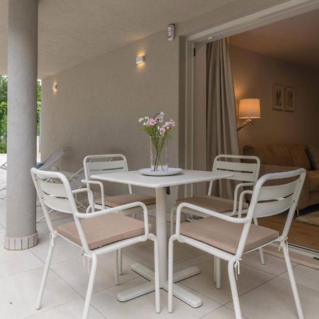 Nice Apartment In Plomin With Jacuzzi 外观 照片
